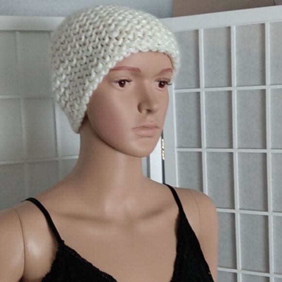 Charter Club Accessories - Cozy Charter Club Pearl White Beanie